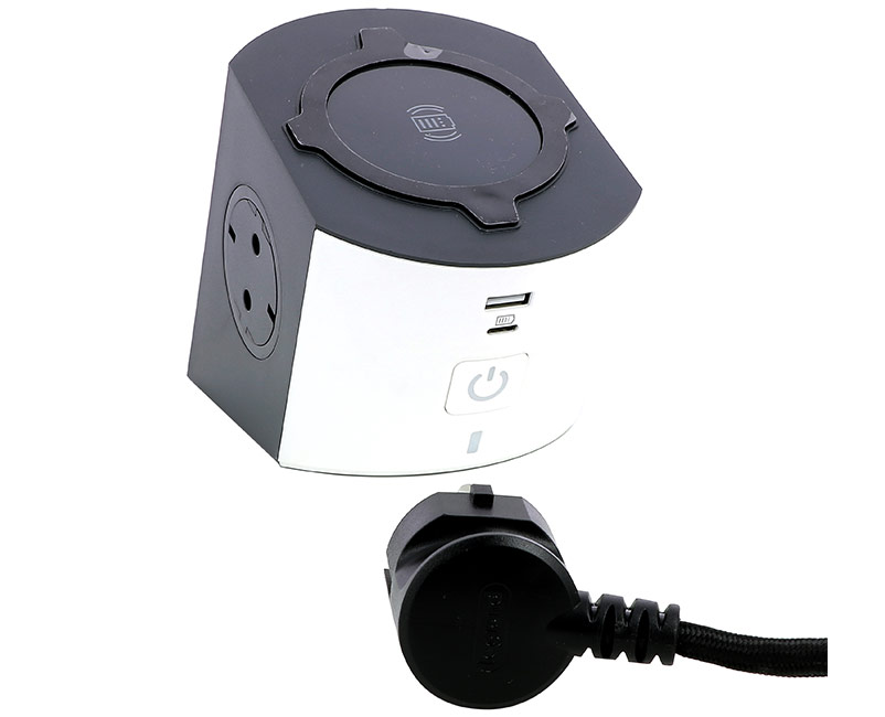 Legrand &Pi;&omicron;&lambda;ύ&pi;&rho;&iota;&zeta;&omicron; Wirless Charger USBA+C